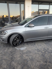 voitures-volkswagen-golf-7-2019-tlemcen-algerie