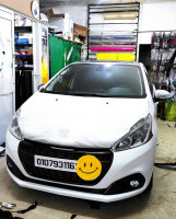 voitures-peugeot-208-2016-active-facelift-guelma-algerie