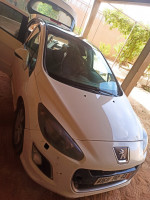 voitures-peugeot-308-2012-laghouat-algerie