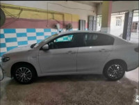 voitures-fiat-tipo-sedan-2024-life-tebessa-algerie