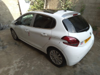 voitures-peugeot-208-2019-allure-facelift-kouba-alger-algerie