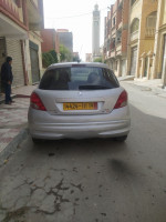 voitures-peugeot-207-2011-allure-el-eulma-setif-algerie