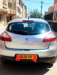 سيارات-renault-megane-3-2011-dynamique-قالمة-الجزائر