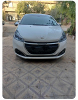 voitures-peugeot-208-2017-tiaret-algerie