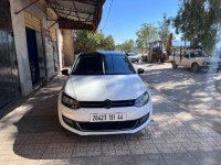 voitures-volkswagen-polo-2011-style-khemis-miliana-ain-defla-algerie