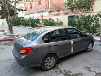 voitures-renault-symbol-2010-bir-el-mokadem-tebessa-algerie