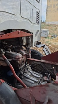 شاحنة-iveco-2001-سوق-أهراس-الجزائر