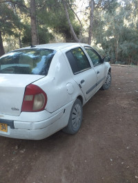 voitures-renault-clio-classique-2005-mansoura-bordj-bou-arreridj-algerie