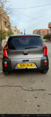 voitures-kia-picanto-2014-brizilia-relizane-algerie