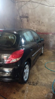 voitures-peugeot-207-2011-fennec-sidi-bel-abbes-algerie