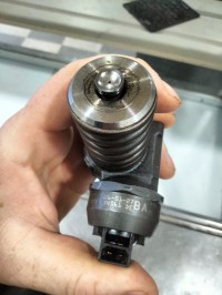 قطع-غيار-المركبات-injecteurs-volkswagen-19-سوق-الإثنين-بجاية-الجزائر