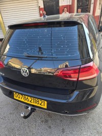 سيارات-volkswagen-golf-7-2018-سكيكدة-الجزائر