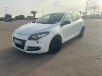 citadine-renault-clio-3-2013-night-and-day-arzew-oran-algerie