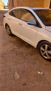 voitures-hyundai-accent-rb-4-portes-2019-gl-dz-metlilli-ghardaia-algerie