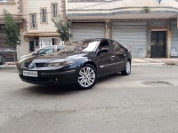 السيارات-النفعية-renault-laguna-2-2002-expression-برج-بوعريريج-الجزائر