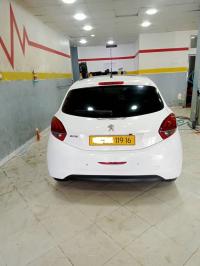 سيارات-peugeot-208-2019-allure-أولاد-فايت-الجزائر