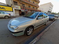 voitures-renault-megane-1-2002-classce-oran-algerie