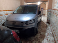 voitures-fiat-doblo-nevou-2024-utilitaire-gdyel-oran-algerie