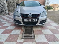 سيارات-volkswagen-golf-5-2004-أولاد-دراج-المسيلة-الجزائر