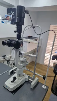 Lampe à fente essilor 