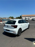 voitures-volkswagen-polo-2022-life-reghaia-alger-algerie