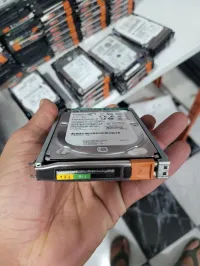 DISC DUR SAS 2.5 AVEC RAK 1TB 900GB 1.2TB 600GB