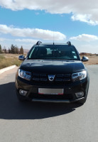 voitures-dacia-sandero-2018-stepway-restylee-sidi-bel-abbes-algerie