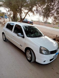 voitures-renault-clio-campus-2014-bensekrane-tlemcen-algerie