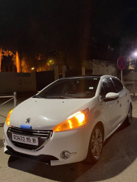 voitures-peugeot-208-2015-allure-facelift-birtouta-alger-algerie