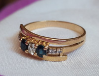 rings-ancienne-bague-en-or-18-carats-poid-41-grammes-sertie-de-diamants-saphir-et-emeraude-belouizdad-algiers-algeria