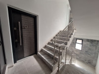 appartement-vente-f4-alger-bouzareah-algerie