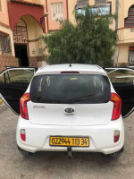 voitures-kia-picanto-2013-funny-bordj-bou-arreridj-algerie