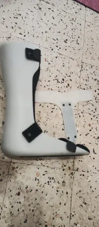 حذاء طبي لكسور الكاحل