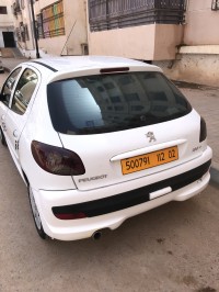 سيارات-peugeot-206-plus-2012-بوقادير-الشلف-الجزائر
