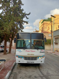 bus-isuzu-2005-mahelma-alger-algerie