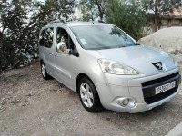 voitures-peugeot-partner-2011-tepee-sidi-aich-bejaia-algerie