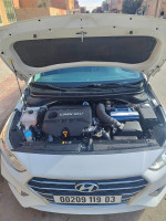 berline-hyundai-accent-rb-4-portes-2019-gl-dz-laghouat-algerie