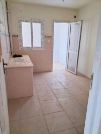 appartement-vente-f3-tipaza-nador-algerie