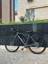 دراجات-هوائية-velo-trek-course-gravel-سطاوالي-الجزائر