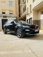 voitures-volkswagen-t-roc-2021-active-algerie