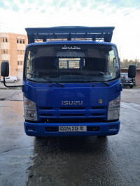 camion-isuzu-npr-2013-sour-el-ghouzlane-bouira-algerie