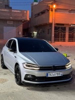 voitures-volkswagen-polo-2019-carat-el-oued-algerie