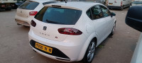 voitures-seat-leon-2011-tablat-medea-algerie