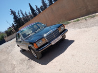 large-sedan-mercedes-classe-e-1983-w123-tlemcen-algeria