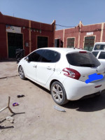 voitures-peugeot-208-2013-el-bouni-annaba-algerie