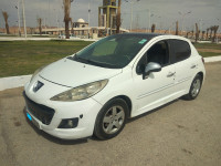 voitures-peugeot-207-2012-biskra-algerie