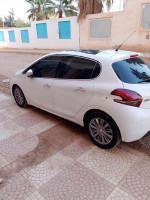 voitures-peugeot-208-2016-allure-facelift-ain-defla-algerie