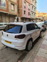 voitures-volkswagen-tiguan-2011-r-line-bab-ezzouar-alger-algerie