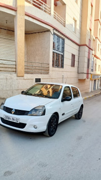 voitures-renault-clio-campus-2014-extreme-boukadir-chlef-algerie