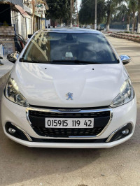 voitures-peugeot-208-2019-allure-facelift-attatba-tipaza-algerie